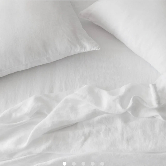 The Citizenry Stonewashed Linen Sheet Set Crafted in Portugal,Queen White NWT! - Picture 3 of 10